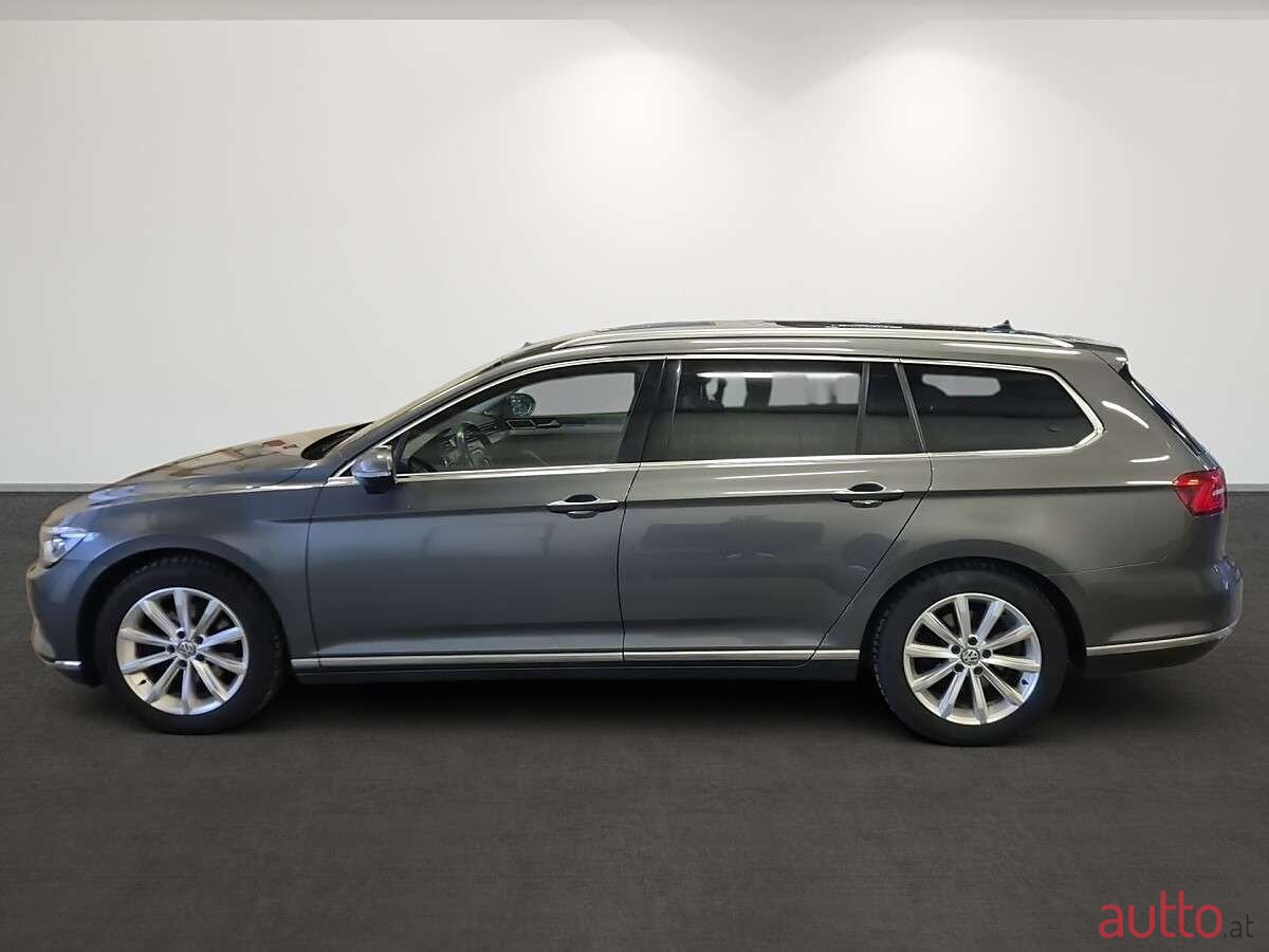 2015' Volkswagen Passat photo #6