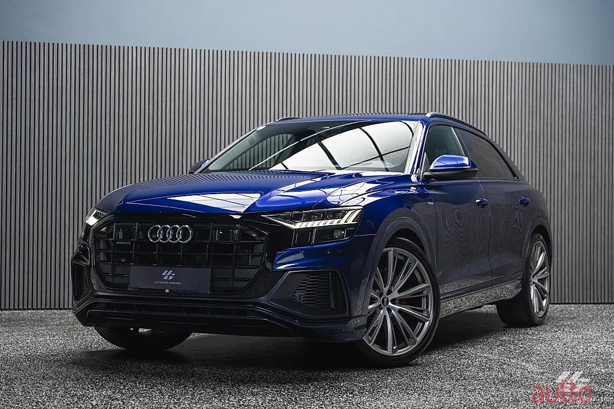 2020' Audi Q8 photo #5