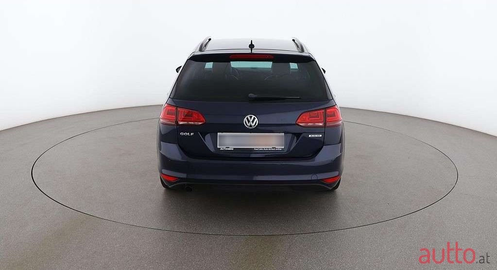 2016' Volkswagen Golf photo #4
