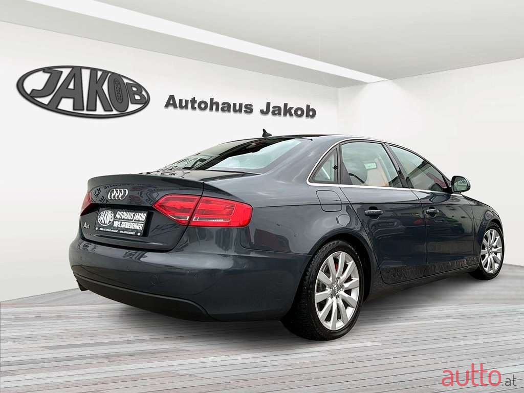 2009' Audi A4 photo #2