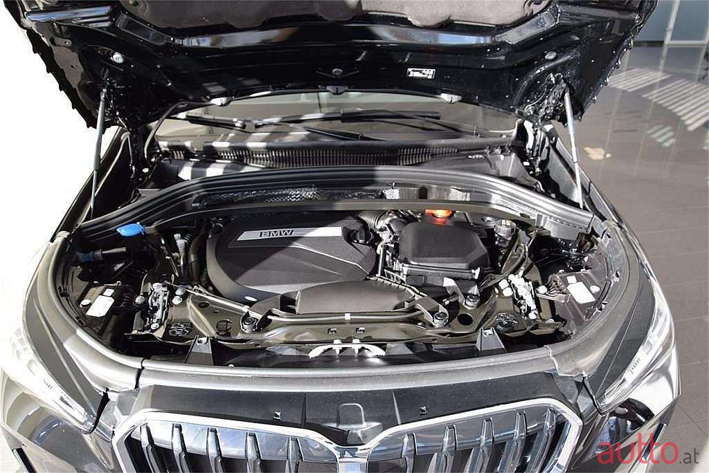 2022' BMW X1 photo #5