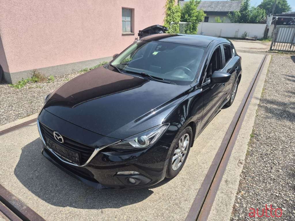 2014' Mazda Mazda3 photo #2