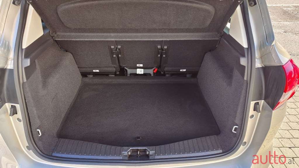 2015' Ford C-MAX photo #6