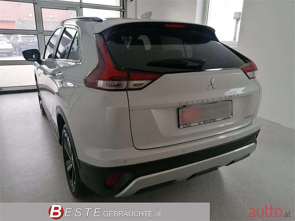 2021' Mitsubishi Eclipse photo #3