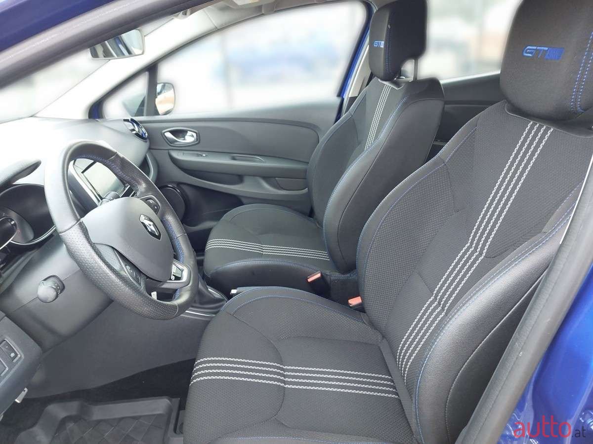 2019' Renault Clio photo #5