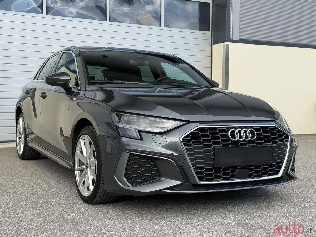 2022' Audi A3 photo #2