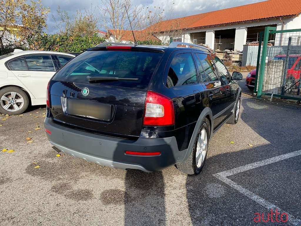 2009' Skoda Octavia photo #6