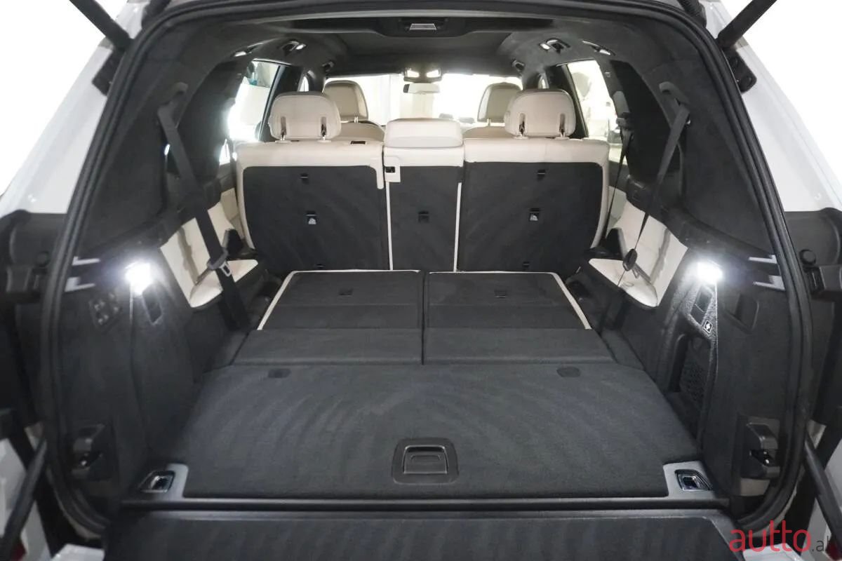 2023' BMW X7 photo #4