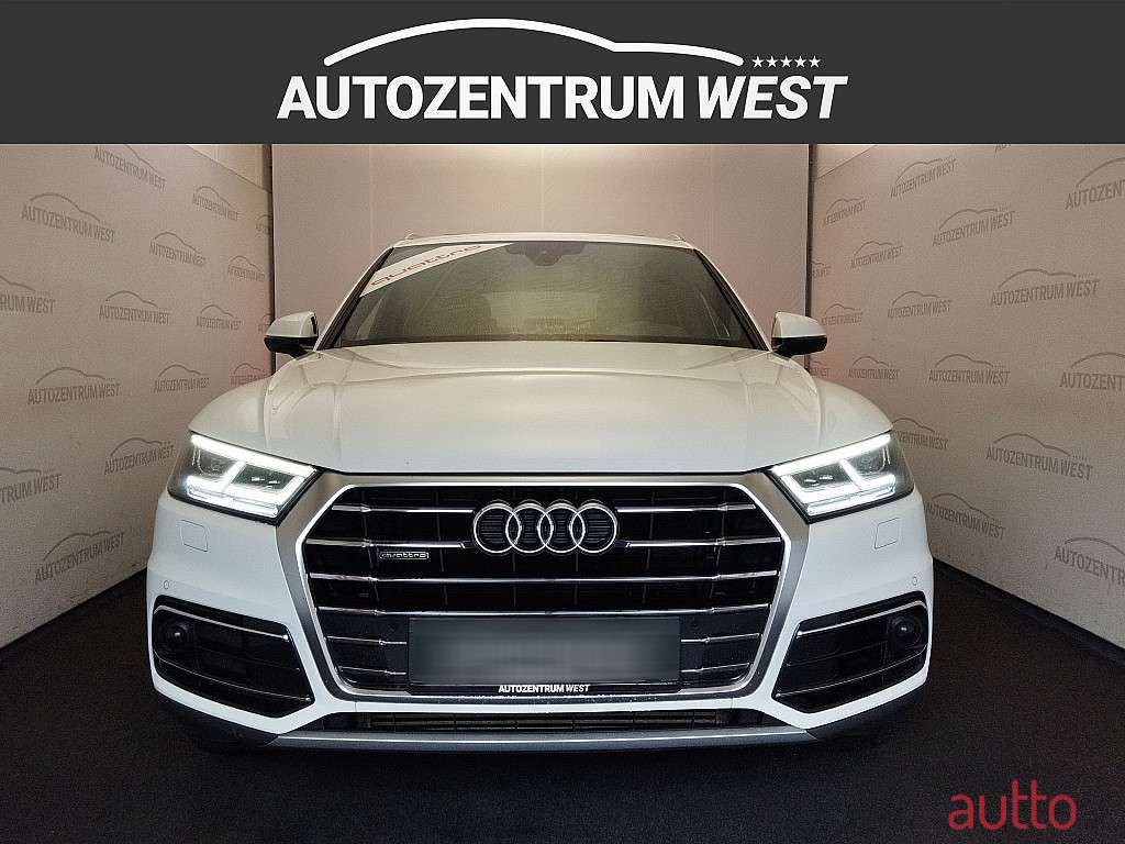2020' Audi Q5 photo #2