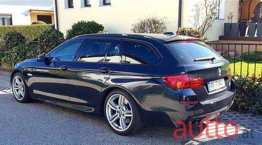 2012' BMW 5Er-Reihe photo #2