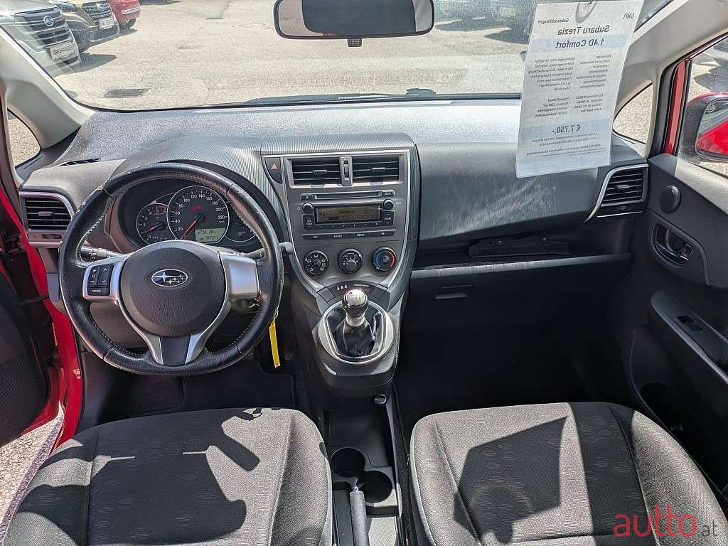 2011' Subaru Trezia photo #6