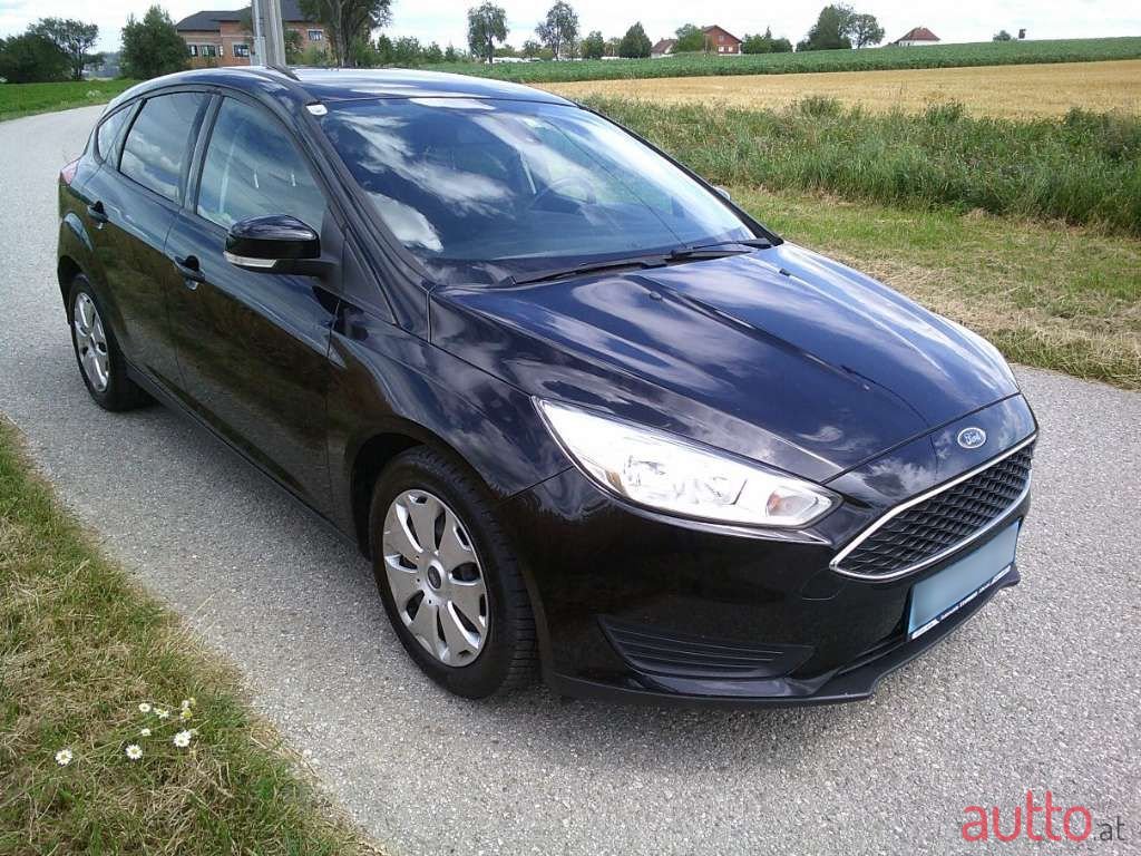 2016' Ford Focus photo #2