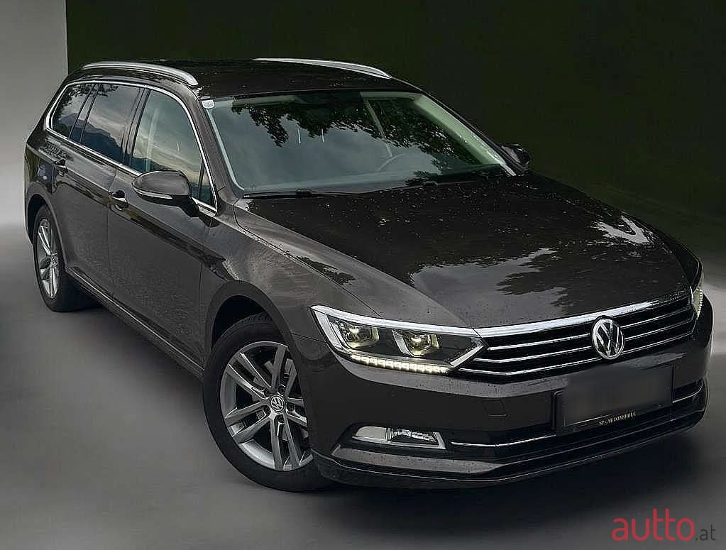 2017' Volkswagen Passat photo #2