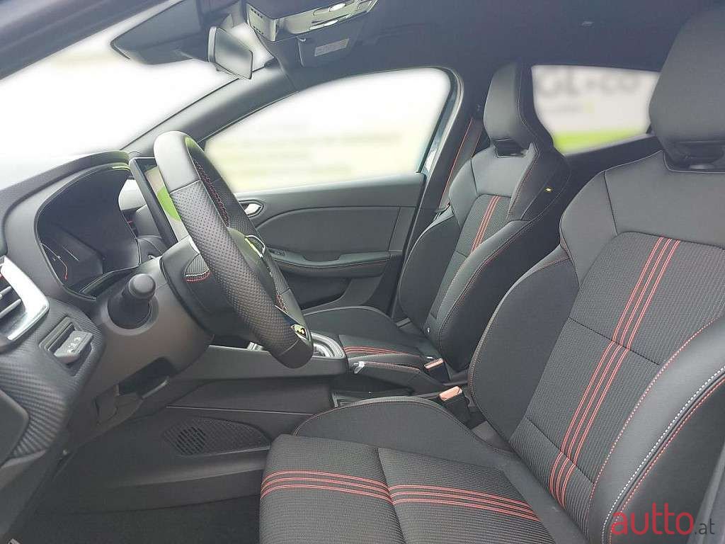 2023' Renault Clio photo #5