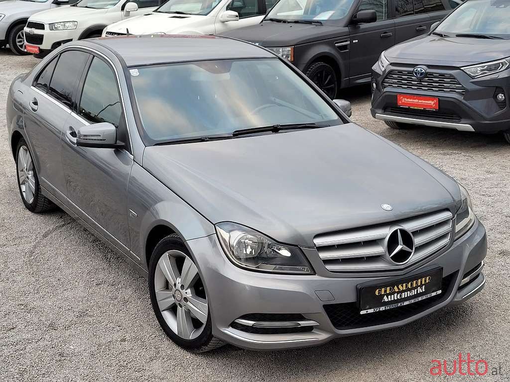 2012' Mercedes-Benz C-Klasse photo #3