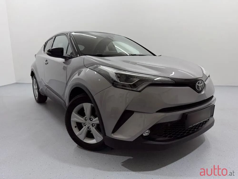 2017' Toyota C-HR photo #1