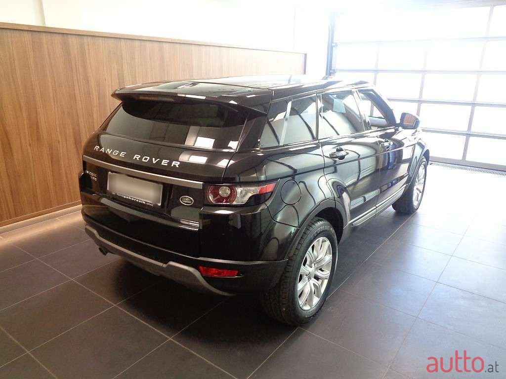 2015' Land Rover Range Rover Evoque photo #2