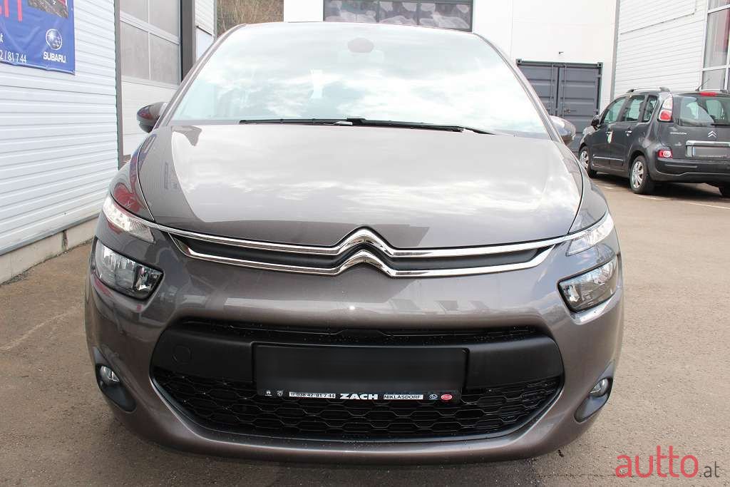 2016' Citroen C4 Picasso photo #3