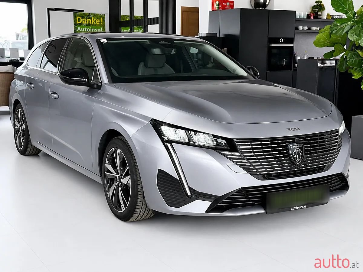 2022' Peugeot 308 photo #2