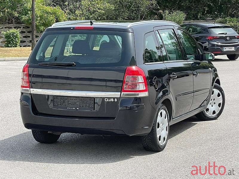 2008' Opel Zafira photo #4