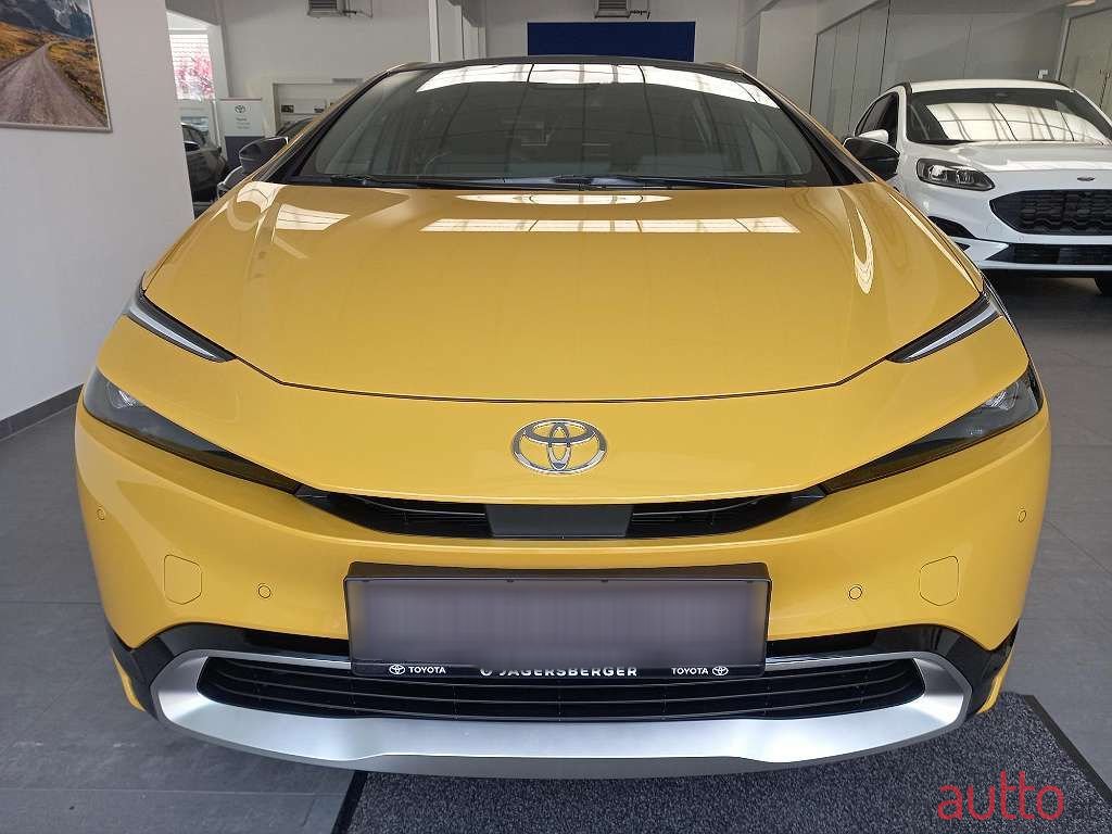2023' Toyota Prius photo #4