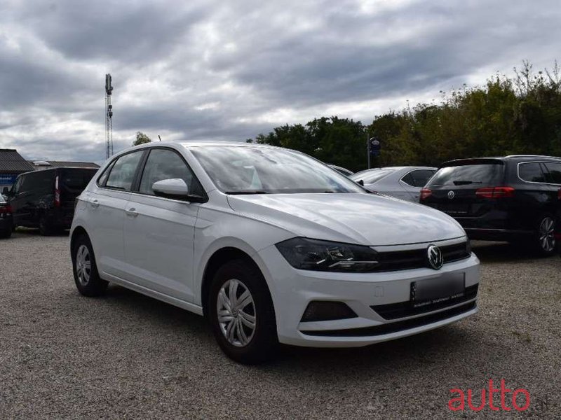 2019' Volkswagen Polo photo #5