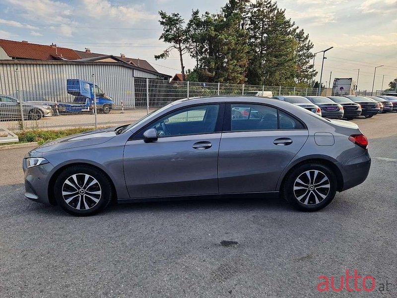 2020' Mercedes-Benz A-Klasse photo #3