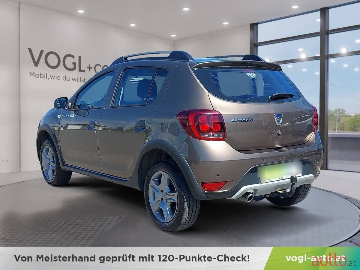 2017' Dacia Sandero photo #3