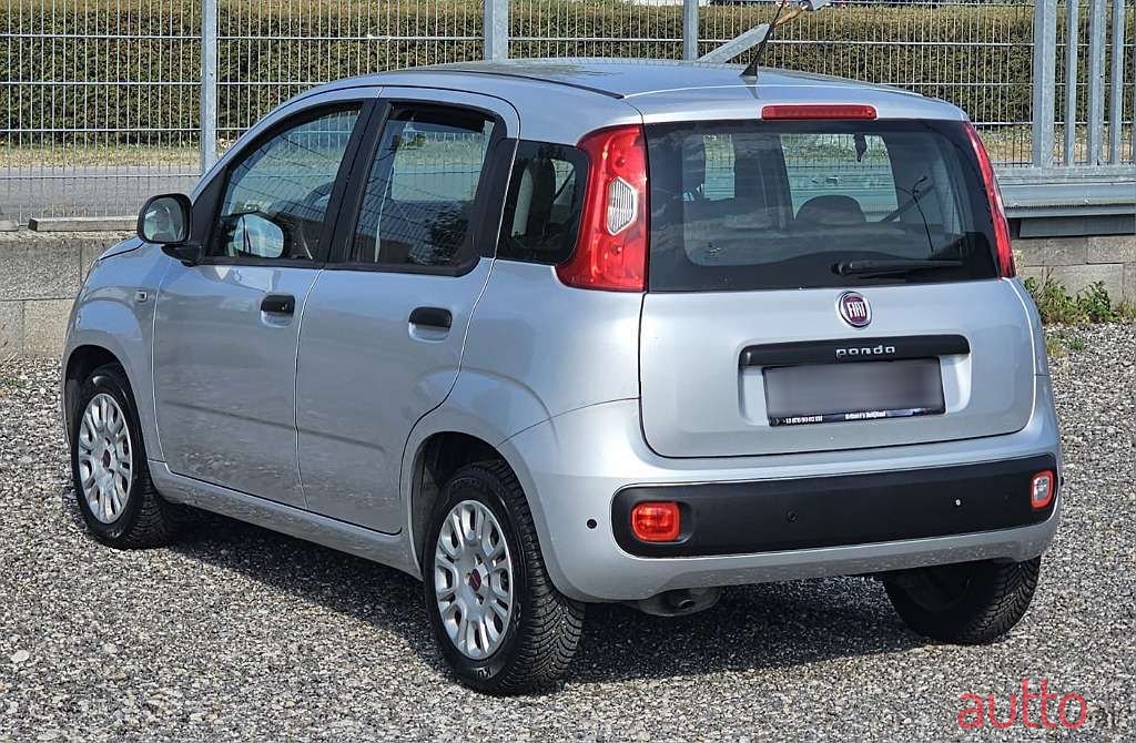 2014' Fiat Panda photo #6