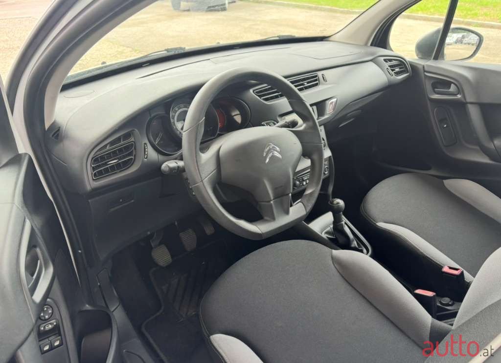 2016' Citroen C3 photo #5