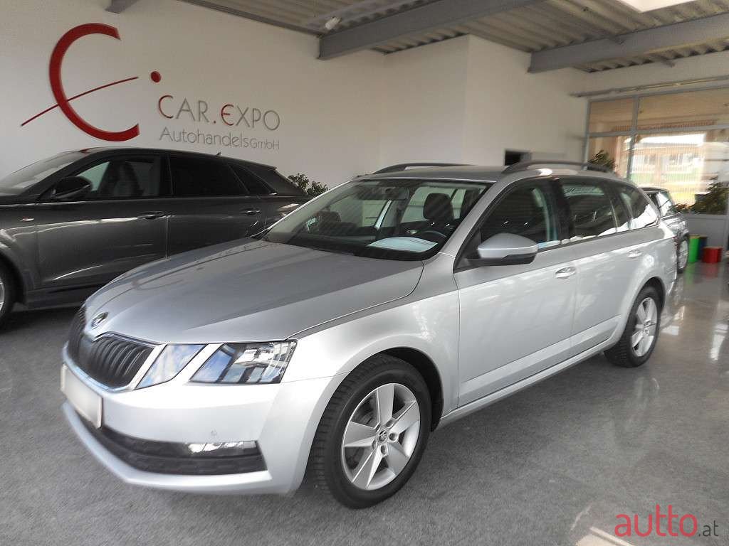 2017' Skoda Octavia photo #1
