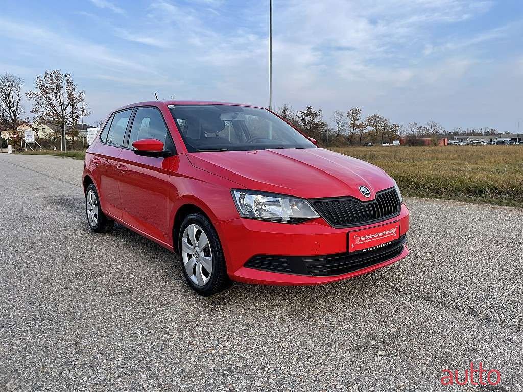 2017' Skoda Fabia photo #2