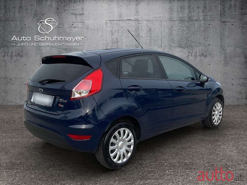 2016' Ford Fiesta photo #5