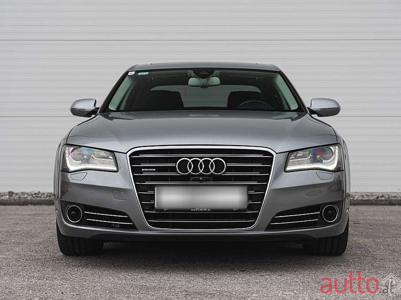 2012' Audi A8 photo #3