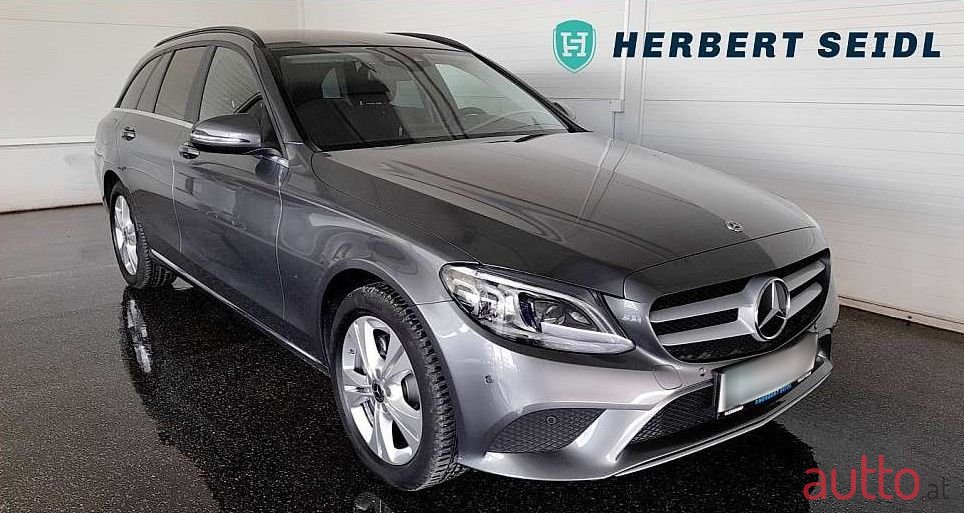 2020' Mercedes-Benz C-Klasse photo #1