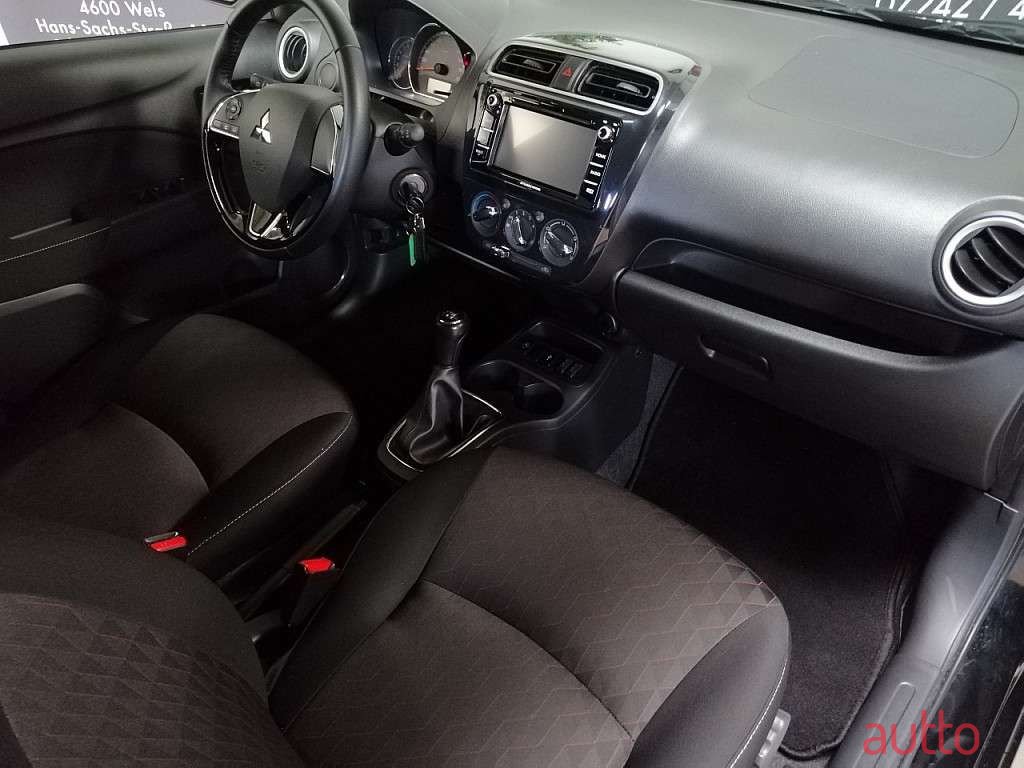 2021' Mitsubishi Space Star photo #6