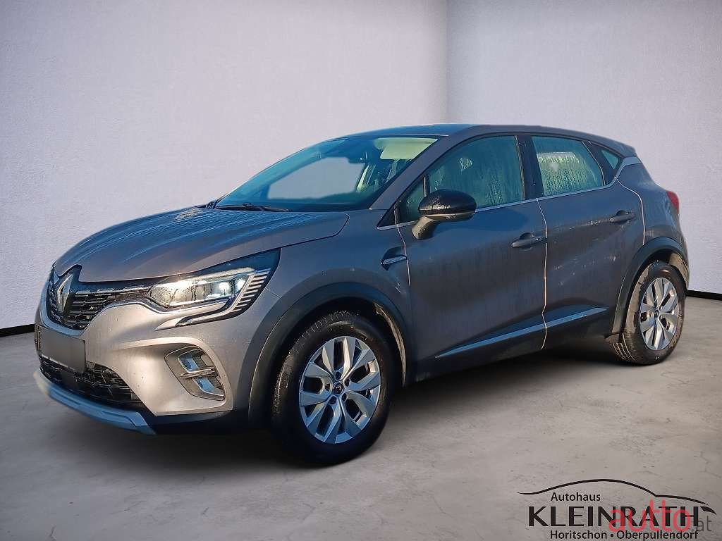 2020' Renault Captur photo #1