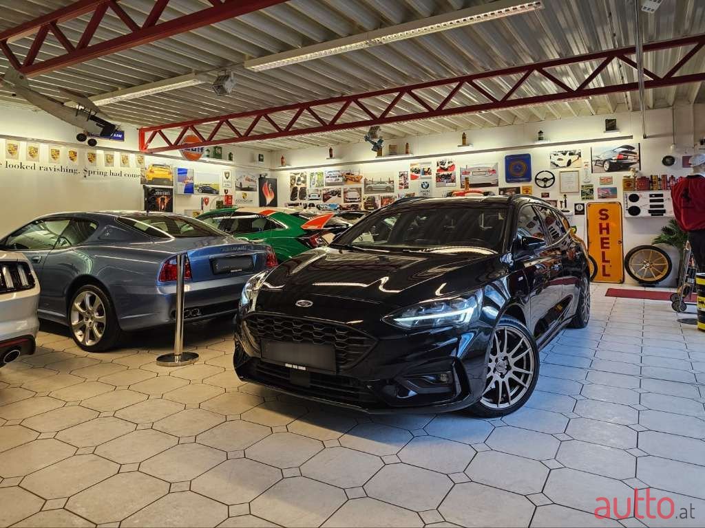 2019' Ford Focus photo #1