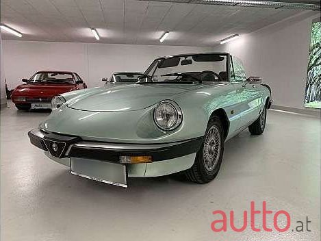 1985' Alfa Romeo Spider photo #1