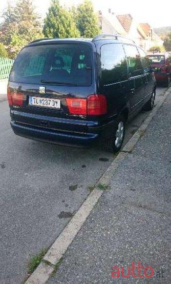 2006' SEAT Alhambra photo #1