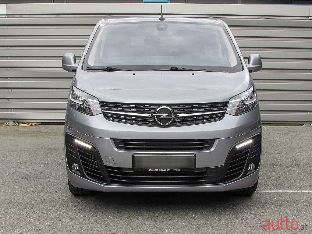 2020' Opel Zafira photo #3