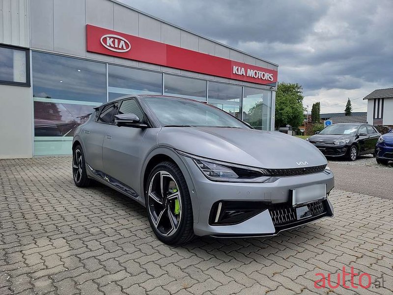 2023' Kia EV6 photo #2