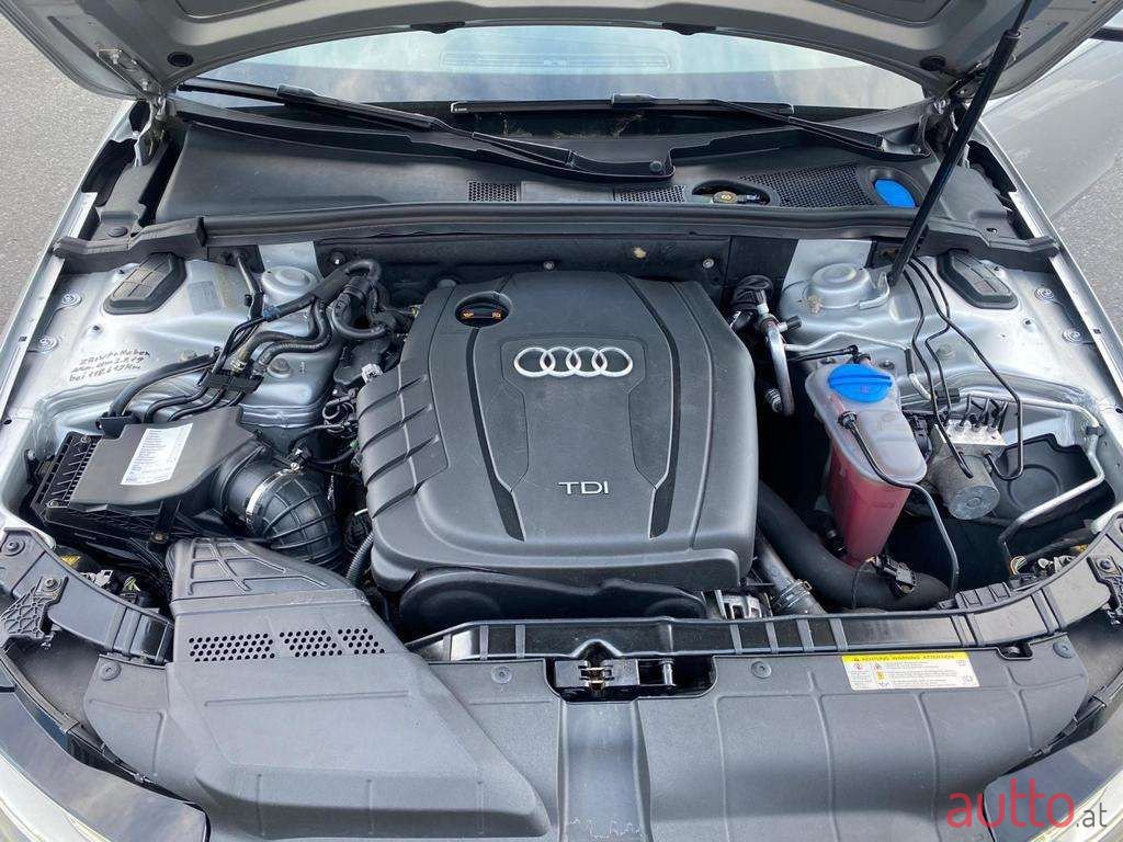 2012' Audi A4 photo #3