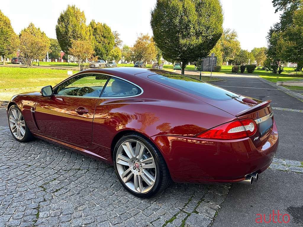 2010' Jaguar XKR photo #6
