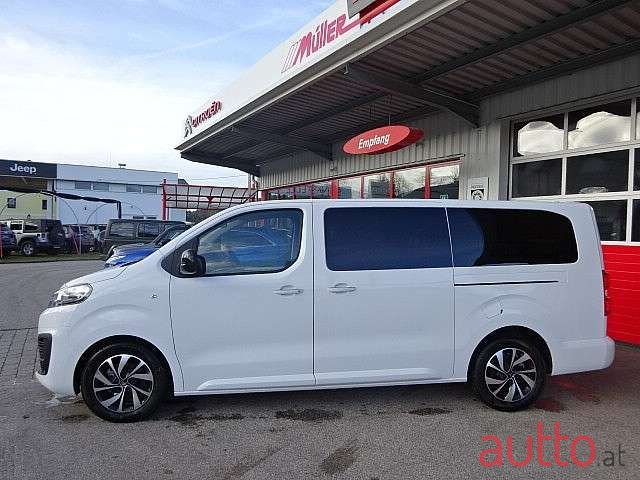 2022' Citroen SpaceTourer photo #3