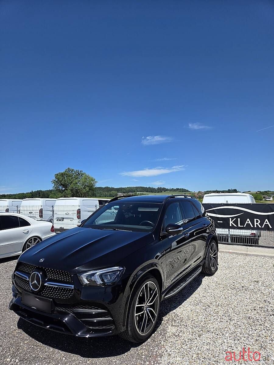 2020' Mercedes-Benz Gle-Klasse photo #2