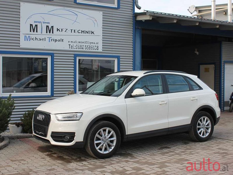 2013' Audi Q3 photo #2