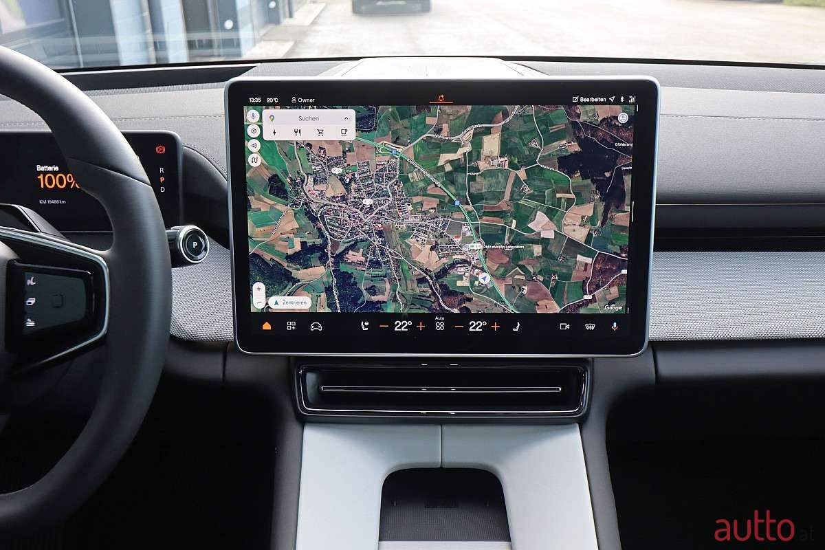 2024' Polestar 4 photo #5