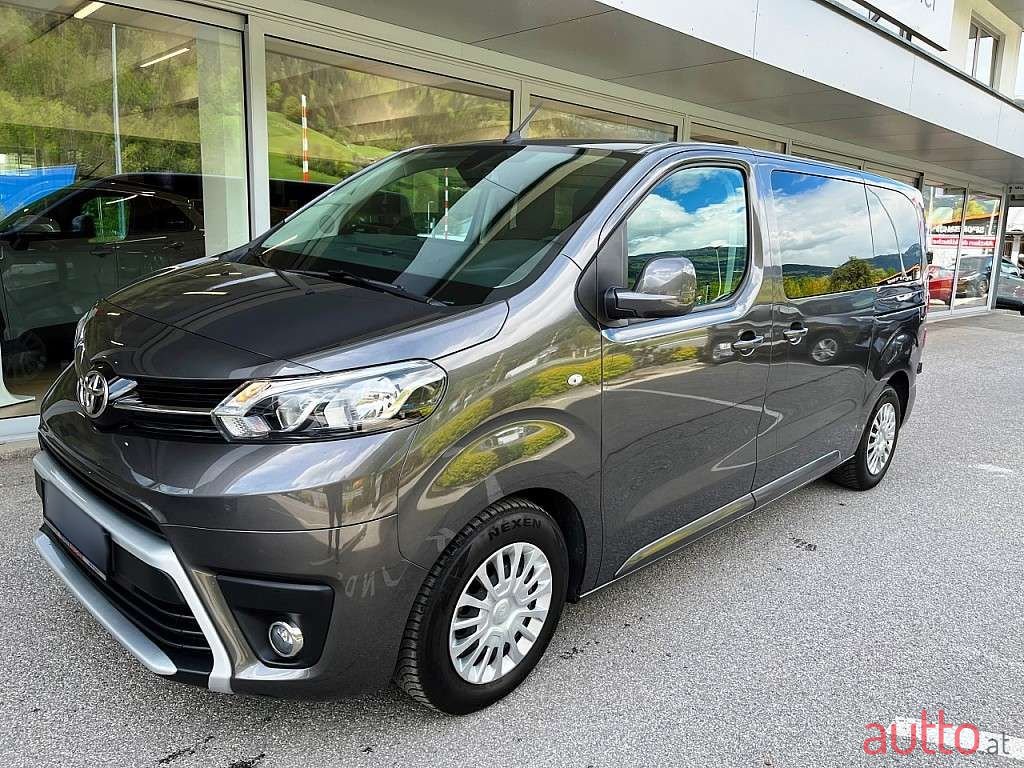 2021' Toyota ProAce photo #1