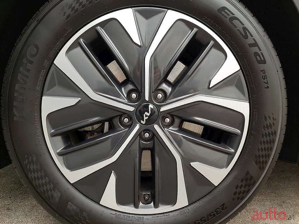 2022' Kia EV6 photo #6